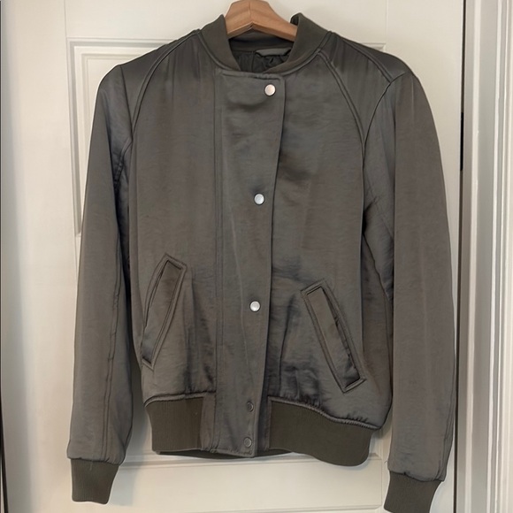 Abercrombie & Fitch Olive Bomber Jacket - Picture 1 of 3